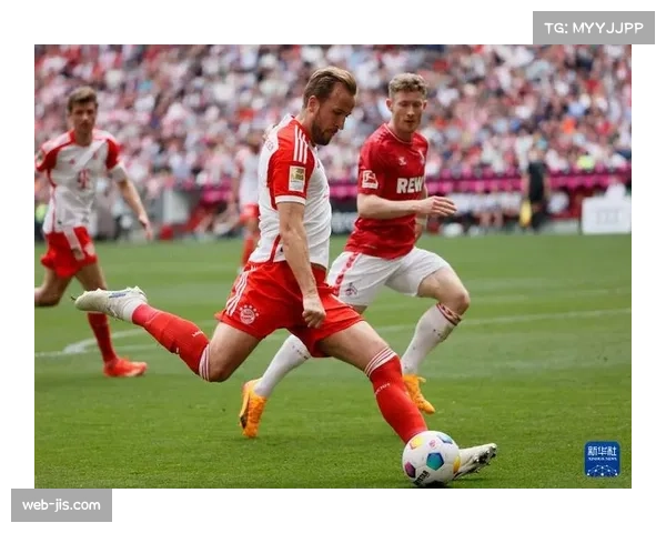 拜仁前锋凯恩本赛季17球领跑射手榜,效率冠绝德甲。 拜仁前锋凯恩本赛季17球领跑射手榜,效率冠绝德甲。